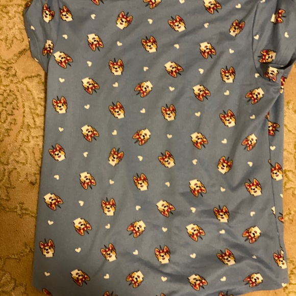 Shirt - Picture 2 of 3